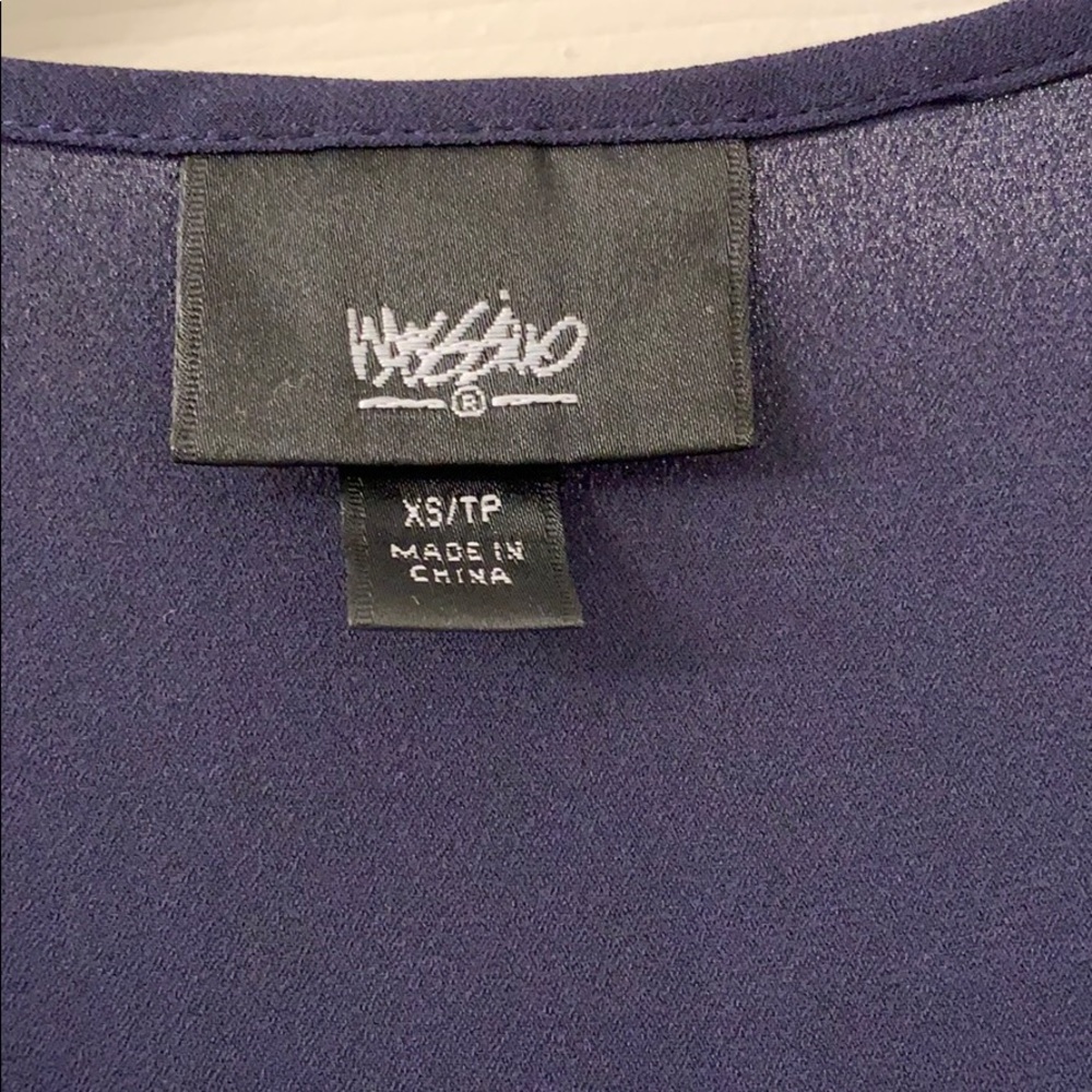 Navy Mossimo Top - Picture 5 of 6
